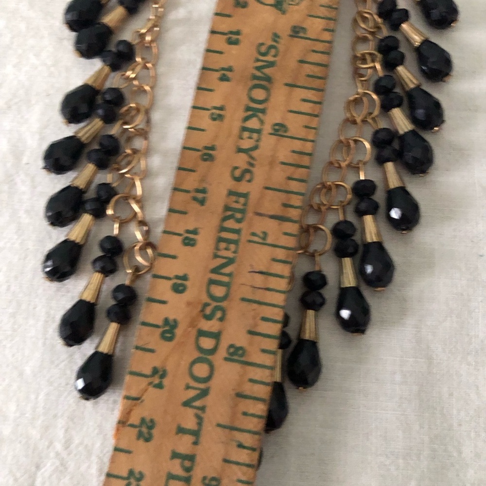 vtg Jet Black Tear Drop & Round Beaded Gold Tone faceted beads - Picture 2 of 3